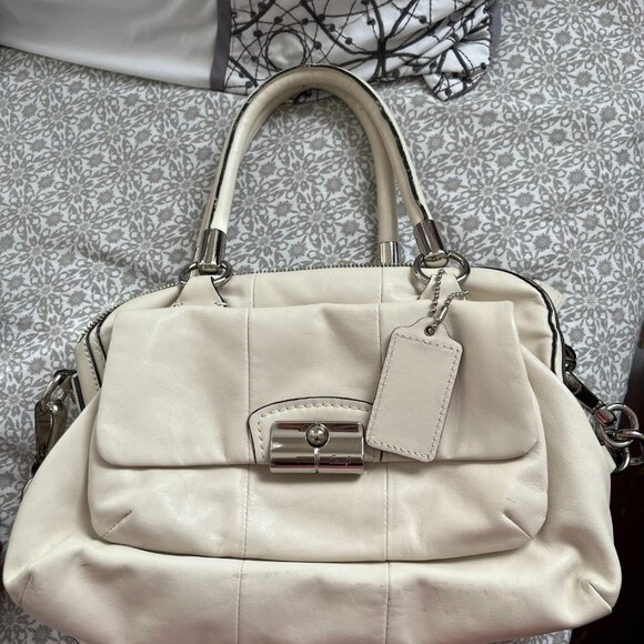 Coach Handbag - Picture 12 of 16